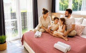 ****Heviz Springs Apartments